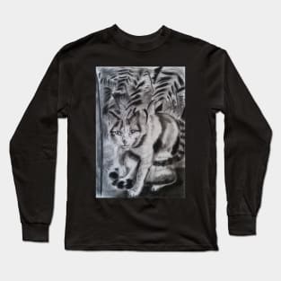 Prowling cat Long Sleeve T-Shirt